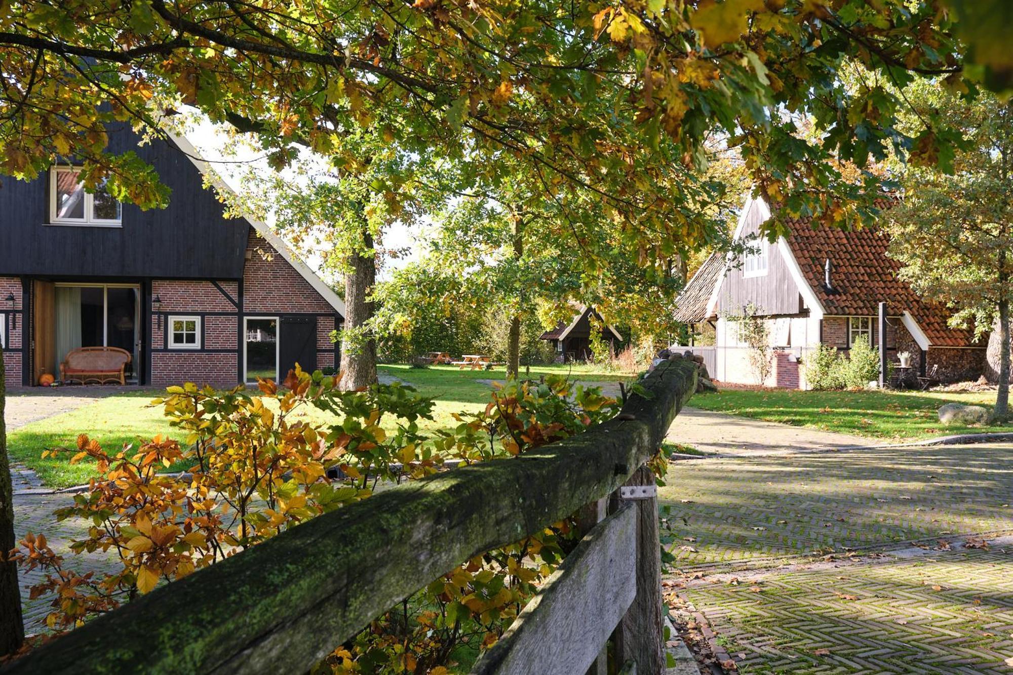 Loosan Lodges Gastenhuis Reutum Kültér fotó